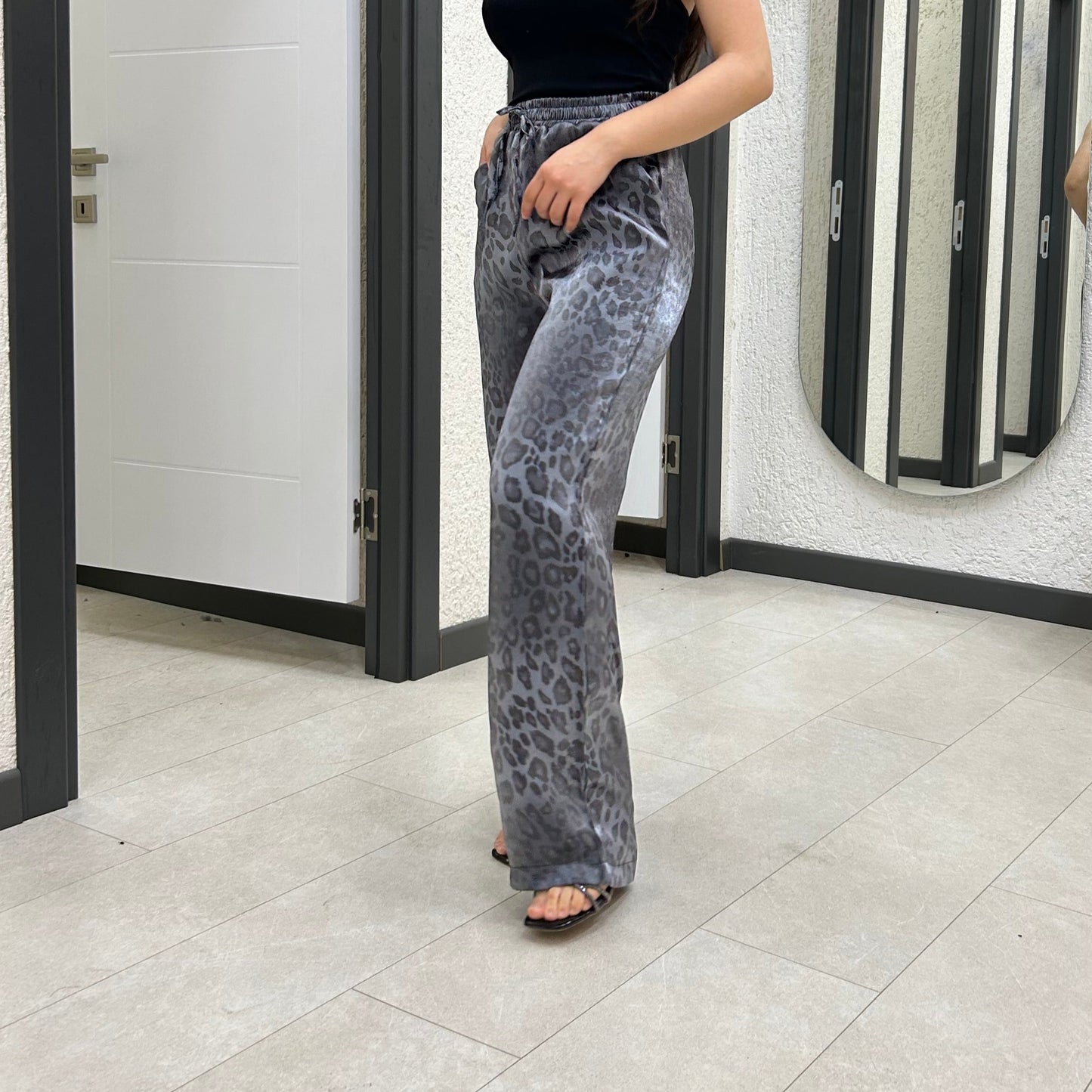 “Hoş Cesaret" Leopar Desen Pantolon