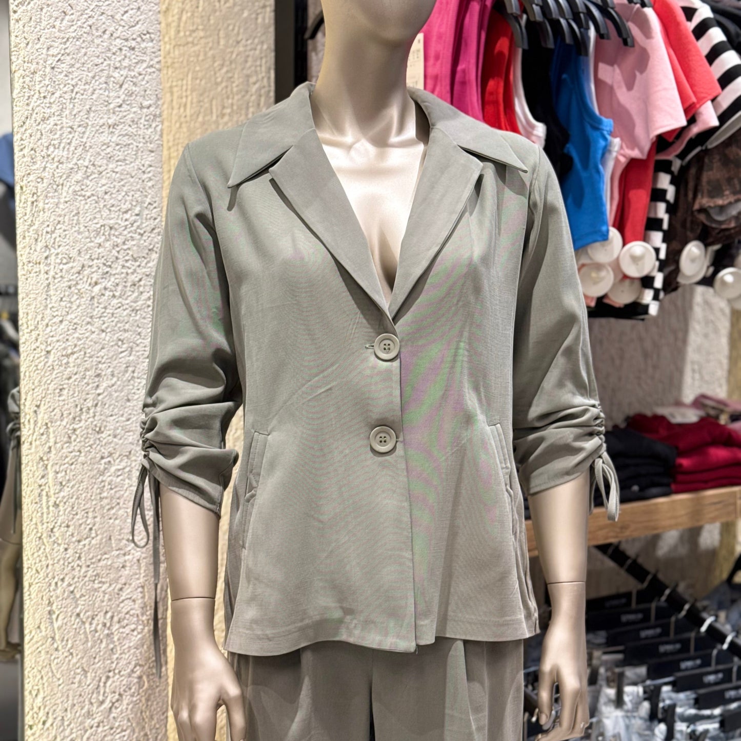 “Modern Çizgi” Büzgü Detaylı Ceket sp26c